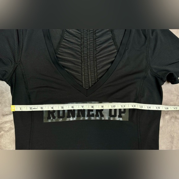 LULULEMON “Runner Up” Black Short Sleeve Tech T-shirt - Size Small - Picture 11 of 13